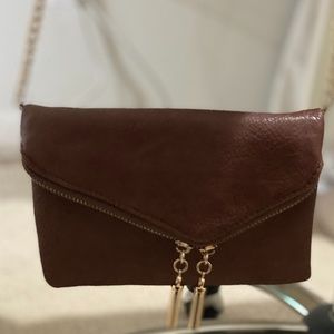 Crossbody Purse with Gold Chain